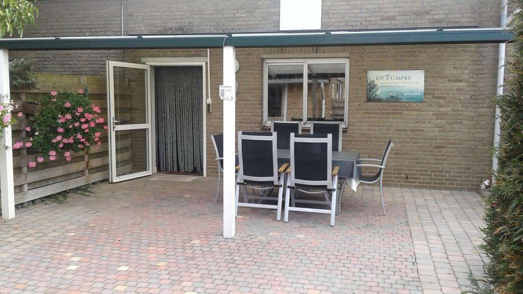 Camping En Vakantiewoning 'Ut Tumpke' Kessel (Limburg) Exterior foto