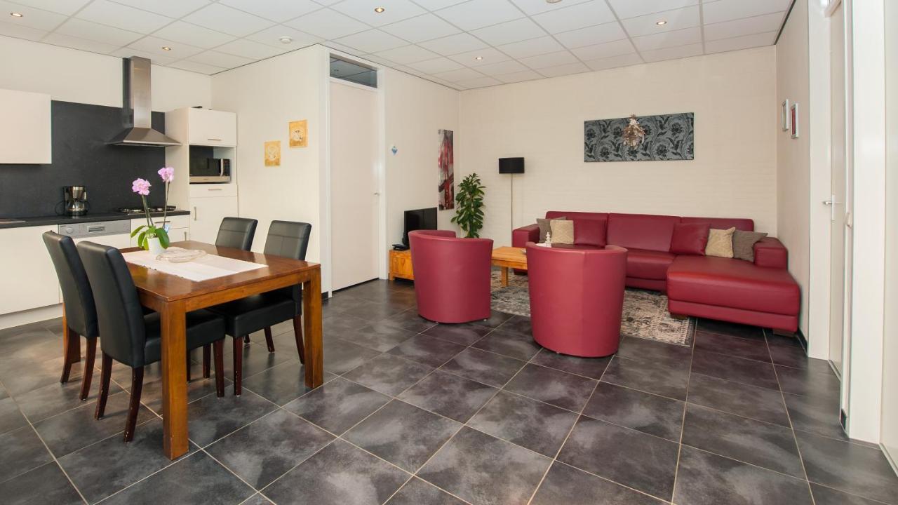 Camping En Vakantiewoning 'Ut Tumpke' Kessel (Limburg) Exterior foto