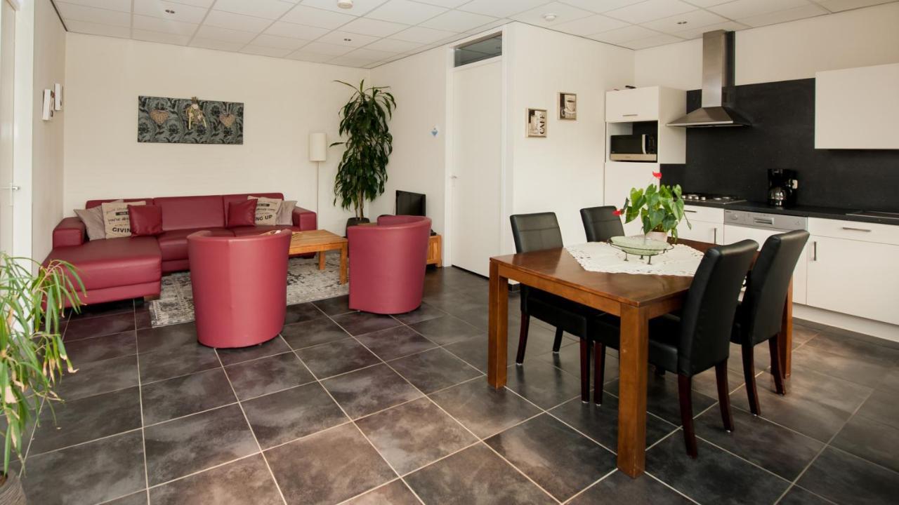 Camping En Vakantiewoning 'Ut Tumpke' Kessel (Limburg) Exterior foto